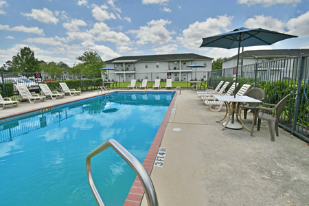 Camellia Trace-2-pool-1428-1200w